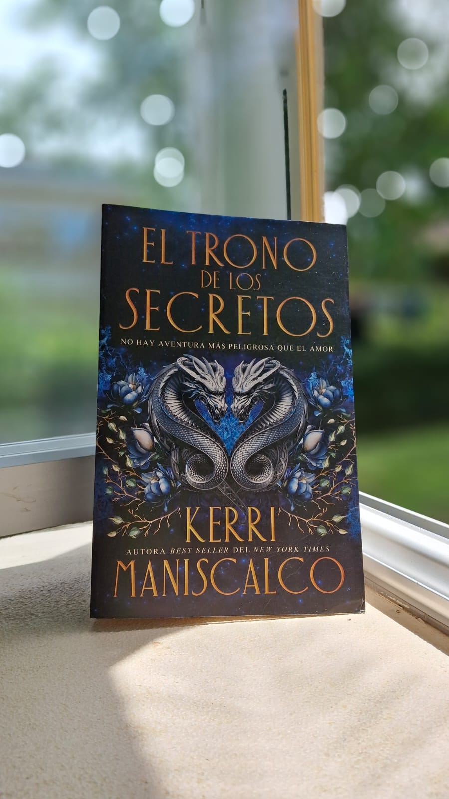 Trono de los secretos, El-Cicatrices Literarias