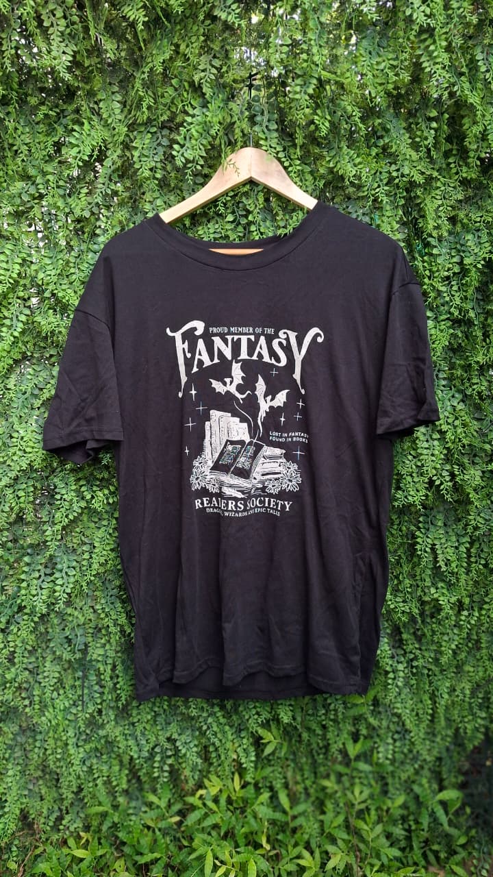 Camiseta “Fantasy Readers Society”