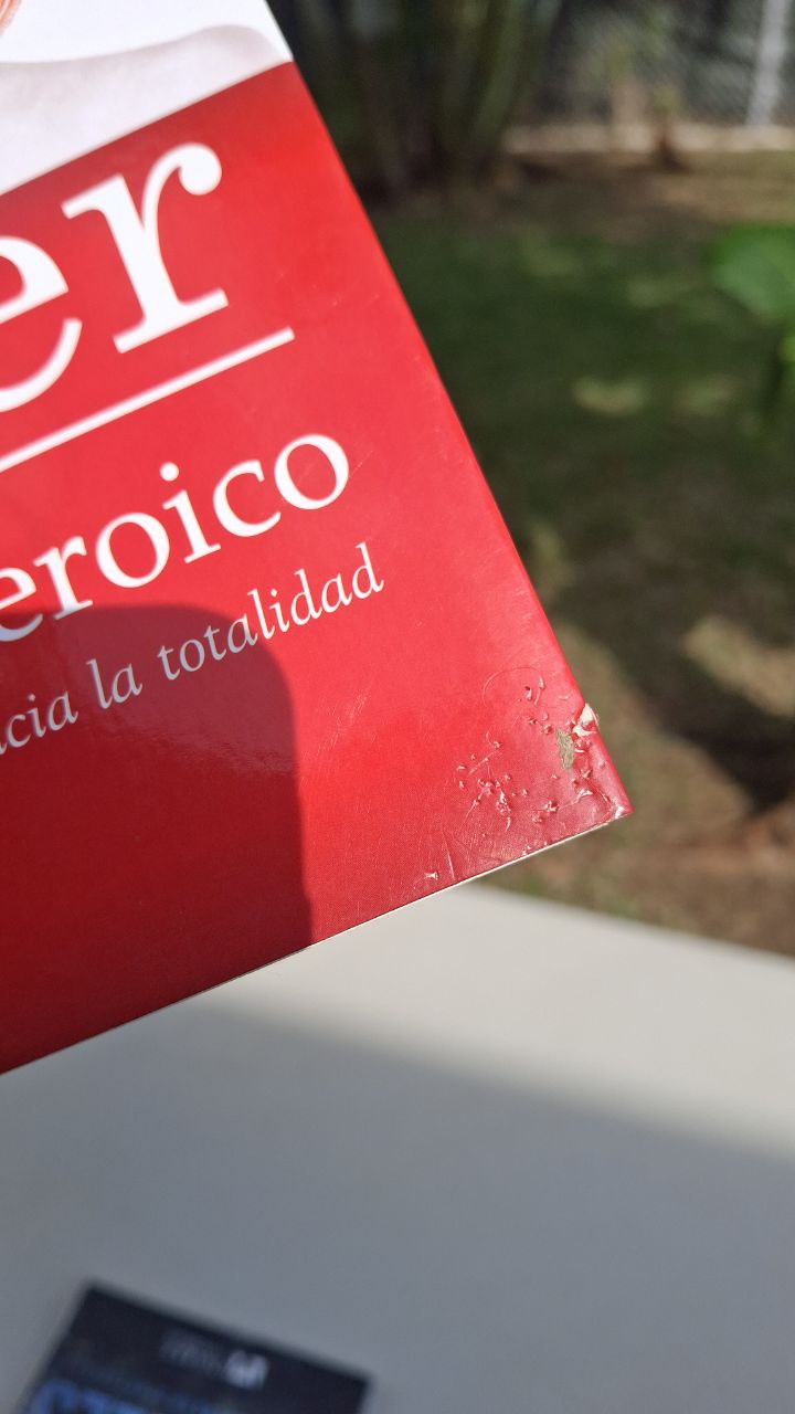 Ser mujer, un viaje heroico- Cicatrices Literarias